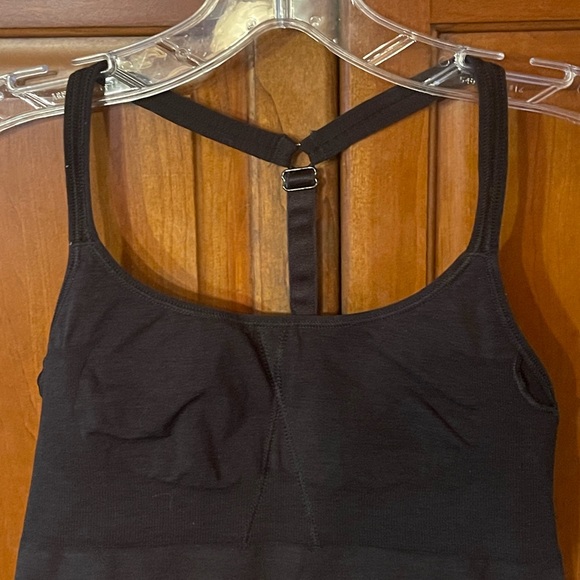 Athleta What’s On First Comfort Seamless Bra Black ￼Size M Adj T-Back Straps $78 - Picture 3 of 9